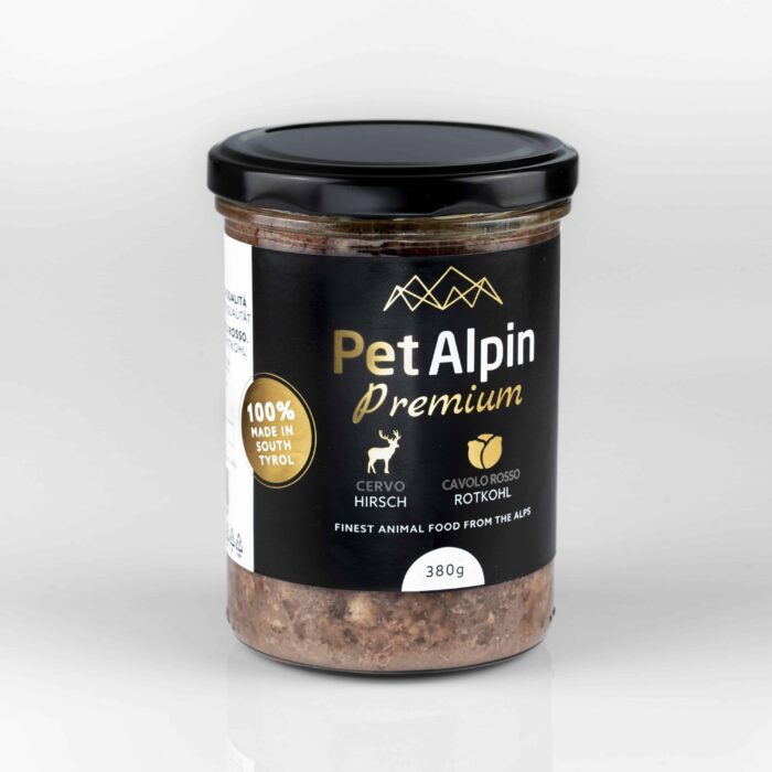 Gulasch mit Hirsch und Rotkohl